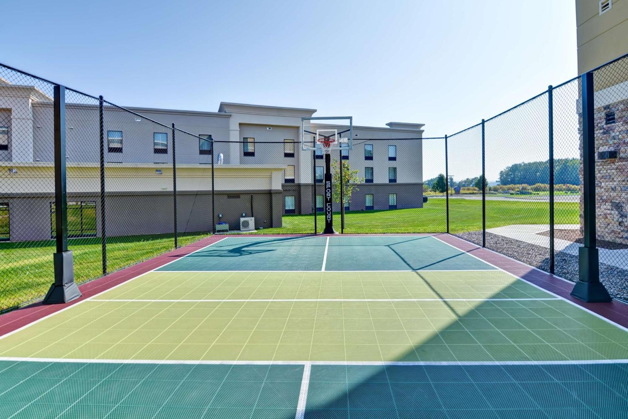 Clinton Homewood Suites By Hilton New Hartford Utica מראה חיצוני תמונה
