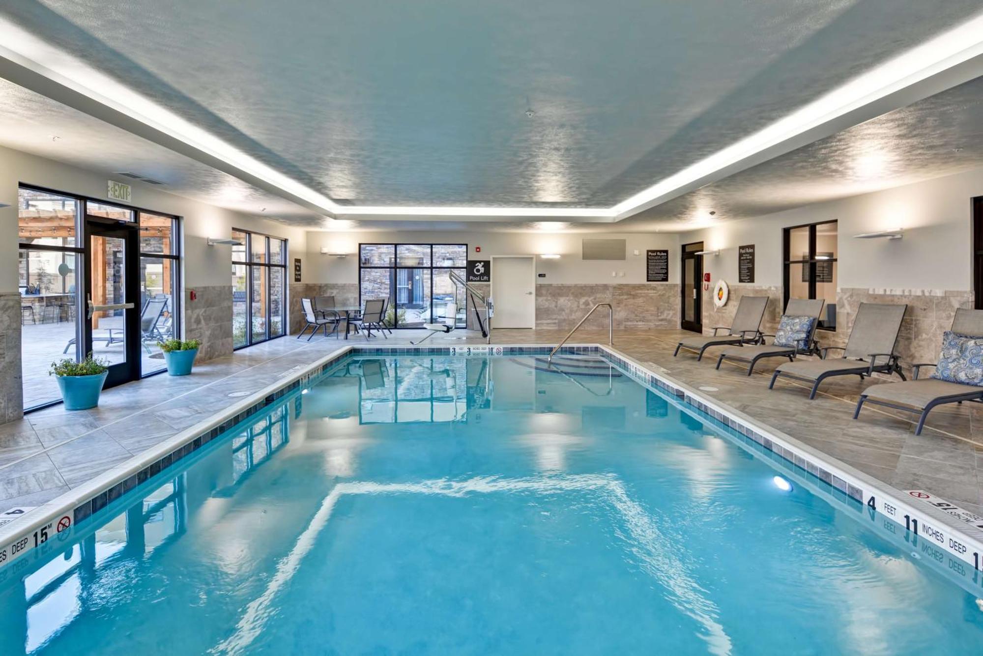 Clinton Homewood Suites By Hilton New Hartford Utica מראה חיצוני תמונה